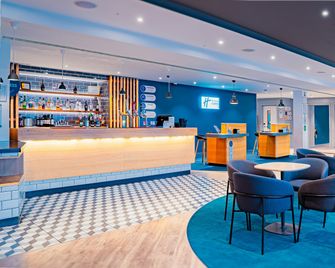 Holiday Inn Express St. Albans - M25, Jct.22 By IHG - St Albans - Bar