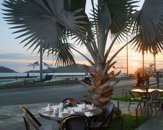Don Pelayo Pacific Beach - Mazatlán - Patio
