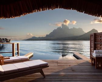 Four Seasons Resort Bora Bora - Vaitape - Rakennus