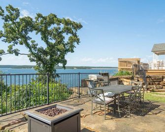 Rockport at CrossTimbers Marina - Skiatook - Balcony