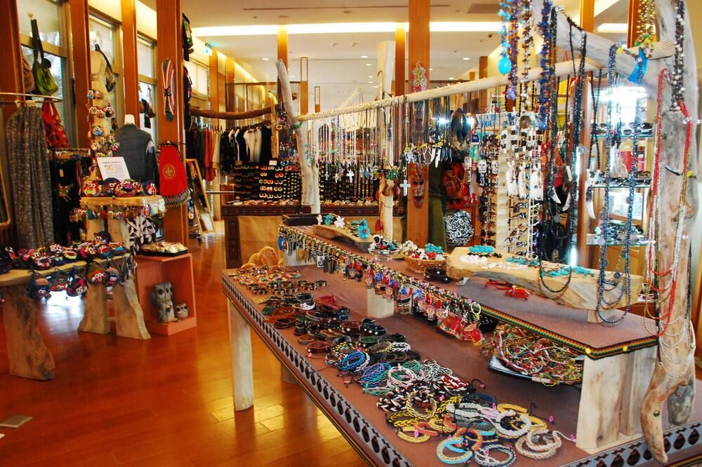 Luminous Hot Spring Resort & Spa - Luye Township - Shop
