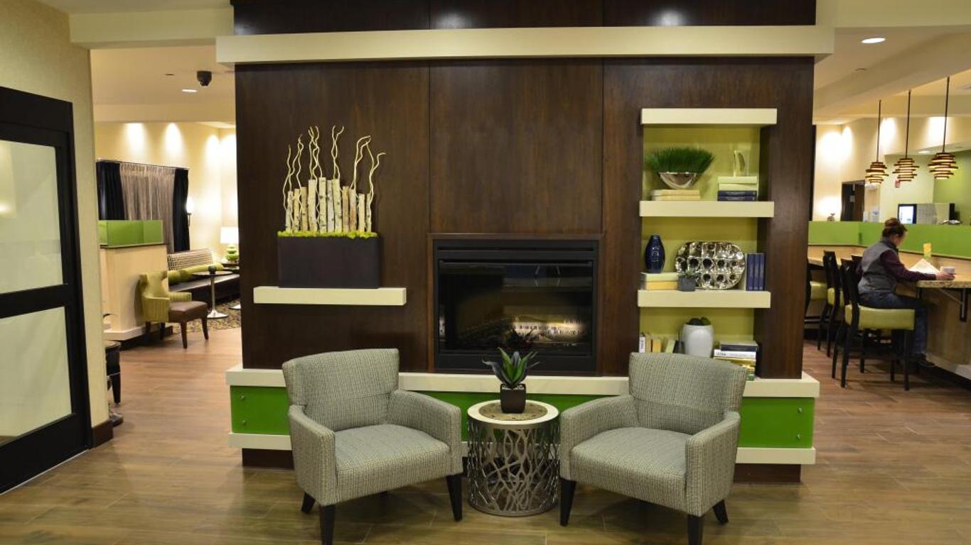 Holiday Inn Express & Suites Belgrade By IHG