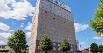 Toyoko Inn Toyama-Eki Sinkansen-Guchi No.1 - טויאמה - בניין
