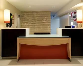 MainStay Suites Hartford Meriden - Меріден - Рецепція