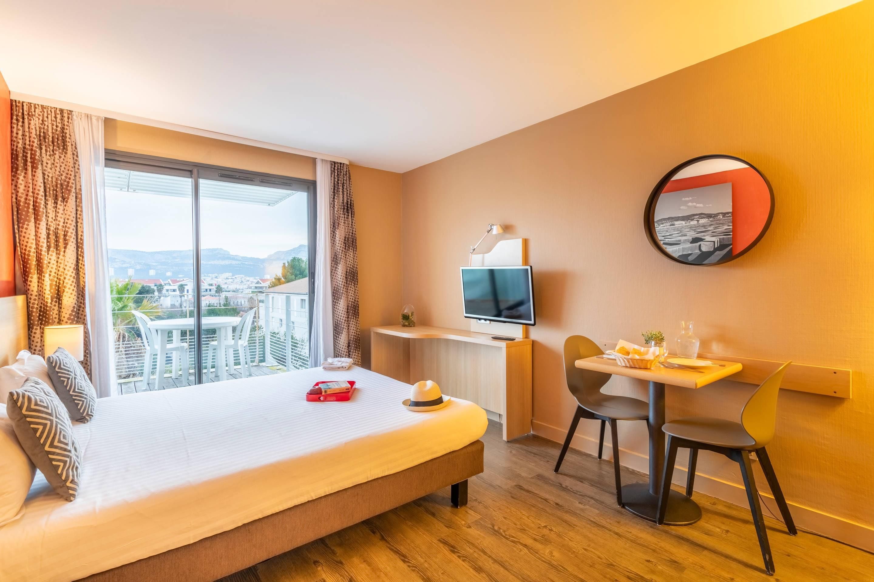 Comfort Aparthotel Marseille Prado thumbnail 3