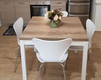 Royal House - Copertino - Comedor