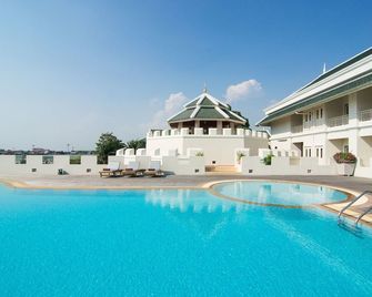 Kalanan Riverside Resort - Mueang Nonthaburi - Piscina