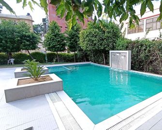 Hotel Jaipur Heritage - Jaipur - Piscina