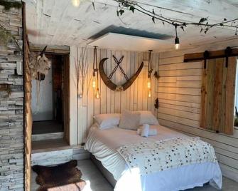 James' Place @ Pontmorlais - Merthyr Tydfil - Schlafzimmer
