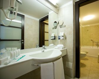 Best Western Crystal Palace Hotel - טורינו - חדר שינה
