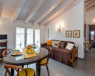 Mansarda Lina - Casarza Ligure - Salon