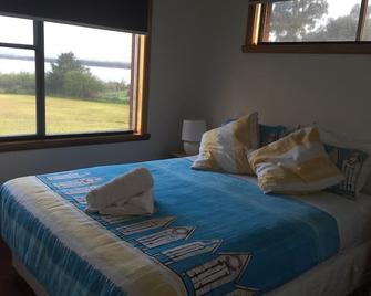 Glenaire Apartments at Frazer St - Strahan - Bedroom