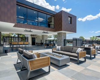 Aiden by Best Western Flagstaff - פלגסטאף - פטיו