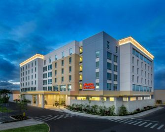 Hampton Inn & Suites Oahu/Kapolei - Kapolei - Gebouw
