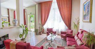 Hotel Mediterraneo - Cefalù - Living room
