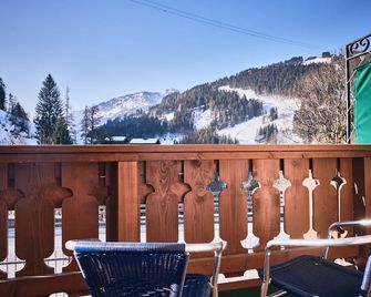 Hotel Kirchboden by Alpeffect Hotels - Wagrain - Balkón