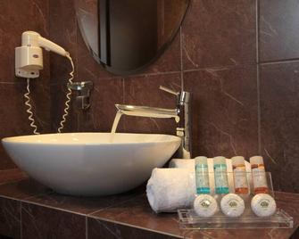 Athens Lotus Hotel - Athens