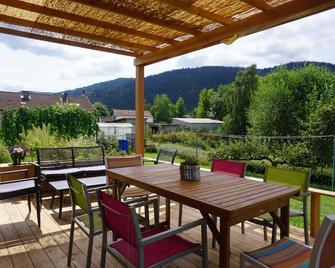 La maison et l'étang - grand terrain privé - Vagney - Balcon