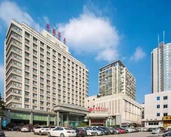 Lotus Huatian Hotel - Changsha - Building