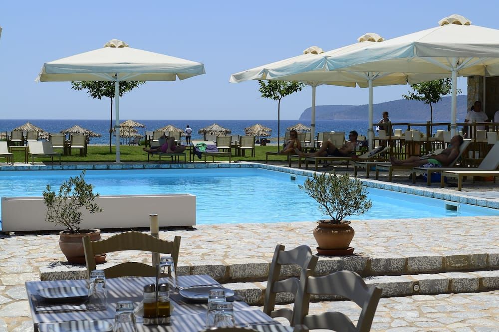 Castello Antico Hotel - Gytheio - Piscina