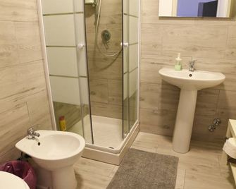 Tifeo Bed & Breakfast - Catania - Bad