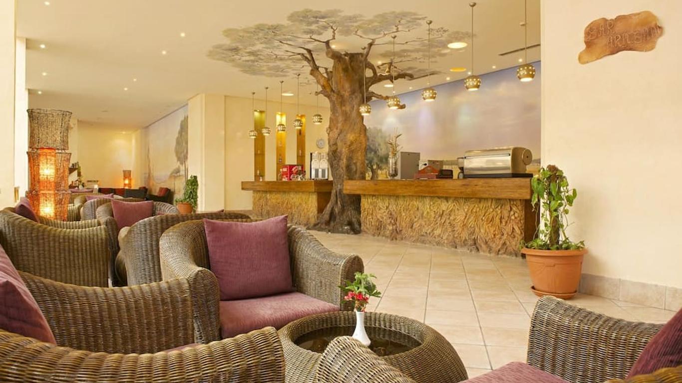 فندق وسبا سفيرا بالمس