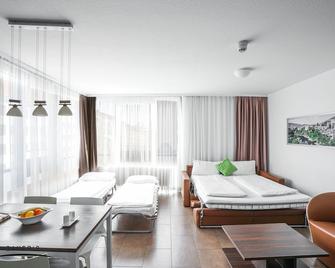 Bayer's Boardinghouse und Hotel - Munich - Bedroom