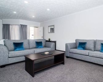 White Heron Motor Lodge - Gisborne - Sala de estar