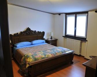 B&B Da-Di - Colico - Camera da letto