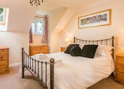 Enjoy a Relaxing Break at the 4 Ellingham Cottages - Saint Peter Port - Bedroom