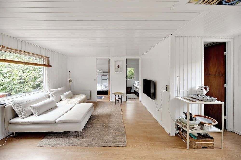 Charming House With Big Private Terrace – Allinge