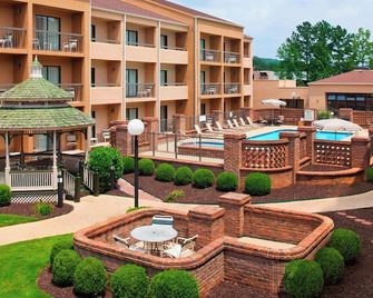 Courtyard by Marriott Huntsville University Drive - Huntsville - Edificio