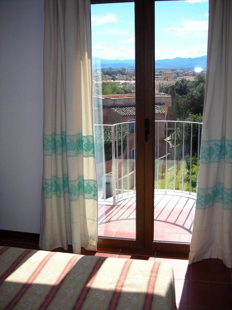 بد آند بريكفاست ديسولي - أولبيا - شرفة