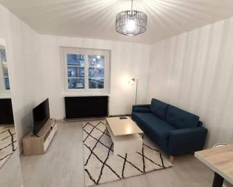 Superbe Duplex En Plein Coeur De Crepy-E - Crépy-en-Valois - Salon