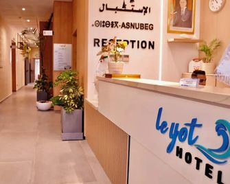 Le Yot Hotel - Ain Benian - Front desk