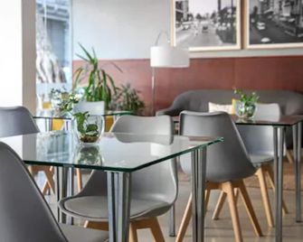 أوربانو أوتيل - مونتفيديو (اوروغواي) - مطعم