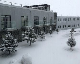 Hotel Laki - Kirkjubaejarklaustur - Budynek