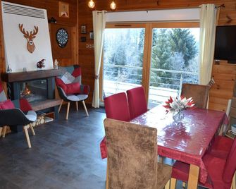 Chalet Panoramic View 4 Heated pool Near La Bresse Gérardmer - Cornimont - Salle à manger