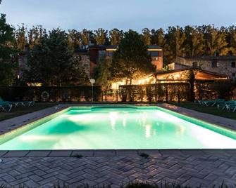 Hotel Pasteral Riu Ter - La Cellera de Ter