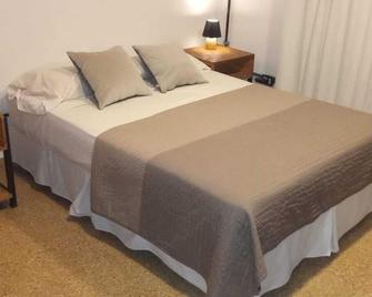 Hermoso monoambiente en pleno Barrio General Paz. Frente a Plaza Alberdi - Córdoba - Habitación