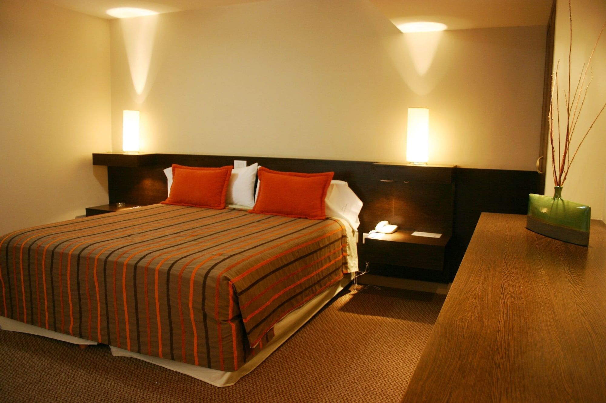 Hotel Cordon Del Plata - Mendoza - Bedroom