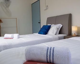 Coralee Villa - Lenggong - Quarto