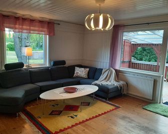 Nice, comfortable holiday home near the salmon lake in the beautiful Dalsland - Bengtsfors - Sala de estar