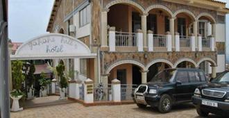 Gahahe Hills Hotel - Bujumbura - Building