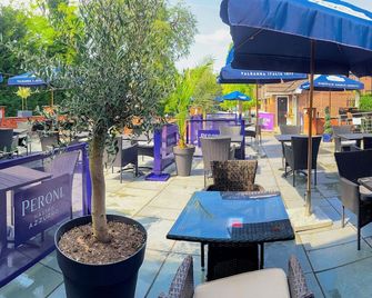 The Littleover Lodge Hotel - דרבי - פטיו