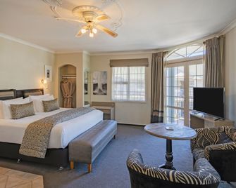 Silver Fern Rotorua Suites & Spa - Rotorua - Schlafzimmer