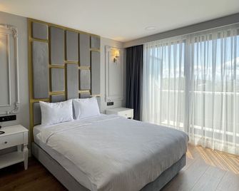 Flora Ordu Hotel Apart Suite - Ordu - Quarto