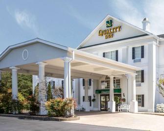 Quality Inn Greeneville - Greeneville - Building
