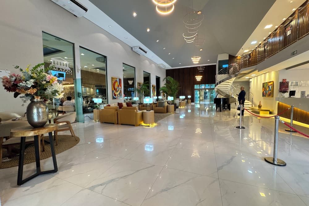 Hotel Girassol Plaza - פלמס - לובי