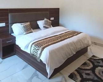 The Grand Haveli Resort By Atya Hotels - Rishikesh - Phòng ngủ
